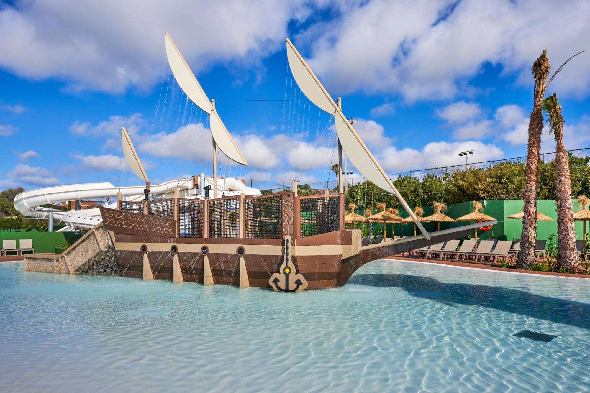Insotel Punta Prima Resort Eksteriør billede